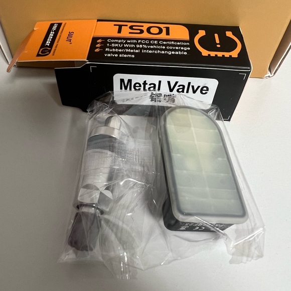 4 X CGSULIT 315MHz&433MHz TPMS Universal Programmable Sensor with Aluminum Valve - Picture 7 of 9